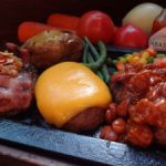 映画『キラー・エリート』公開記念_老舗ハンバーグ店“ゴールドラッシュ“とコラボメニュー販売決定! NEWS