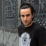 イケメン主演俳優が明かす衝撃の結末「監督に”人生で一番ハッピーな日だと思って演じてくれ“と言われた」 映画『オマールの壁』アダム・バクリインタビュー NEWS